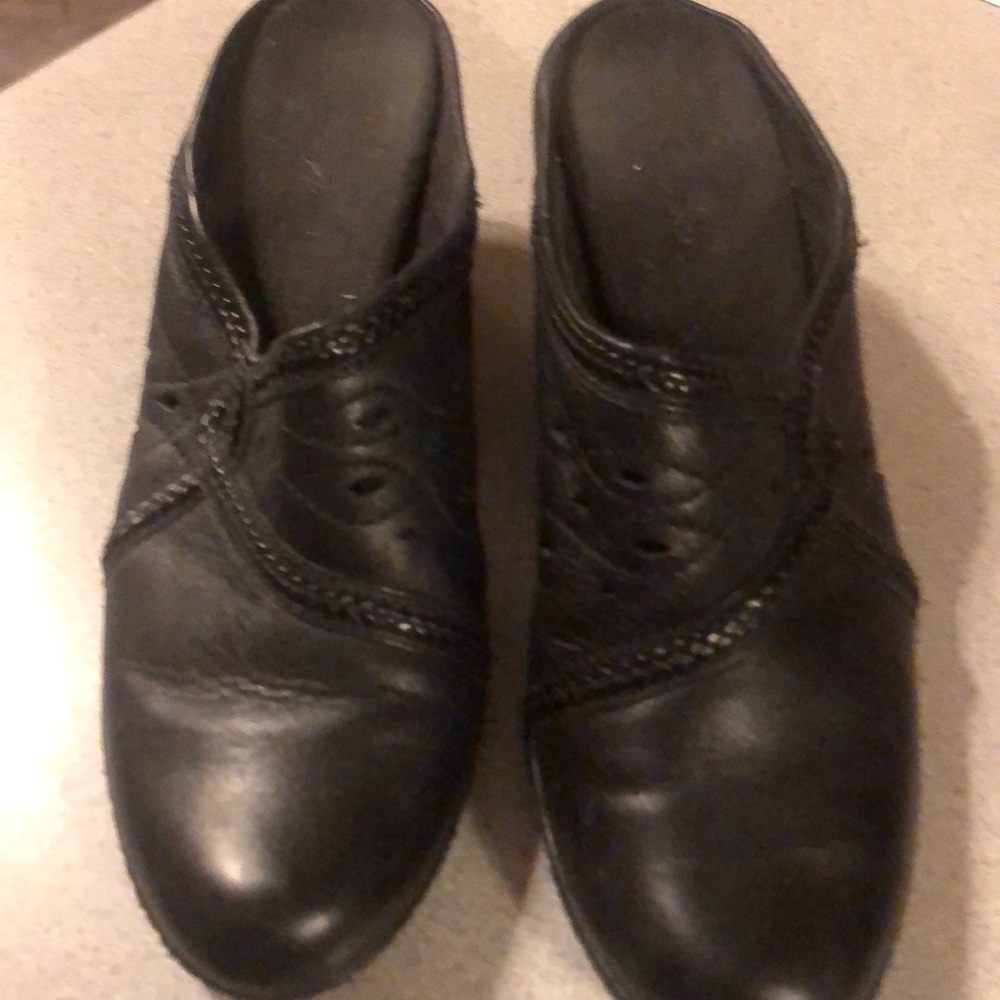 Black Clark’s Dressy Mules
